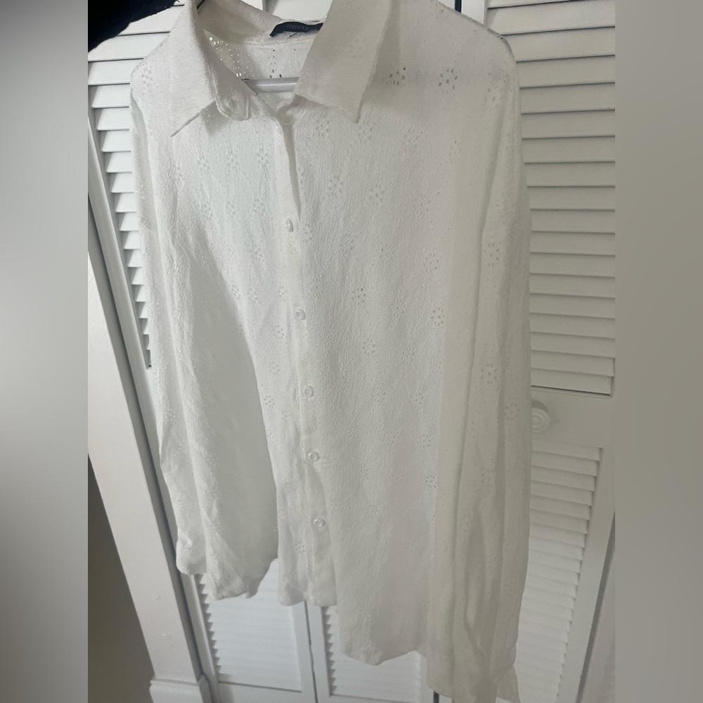 Never worn all white